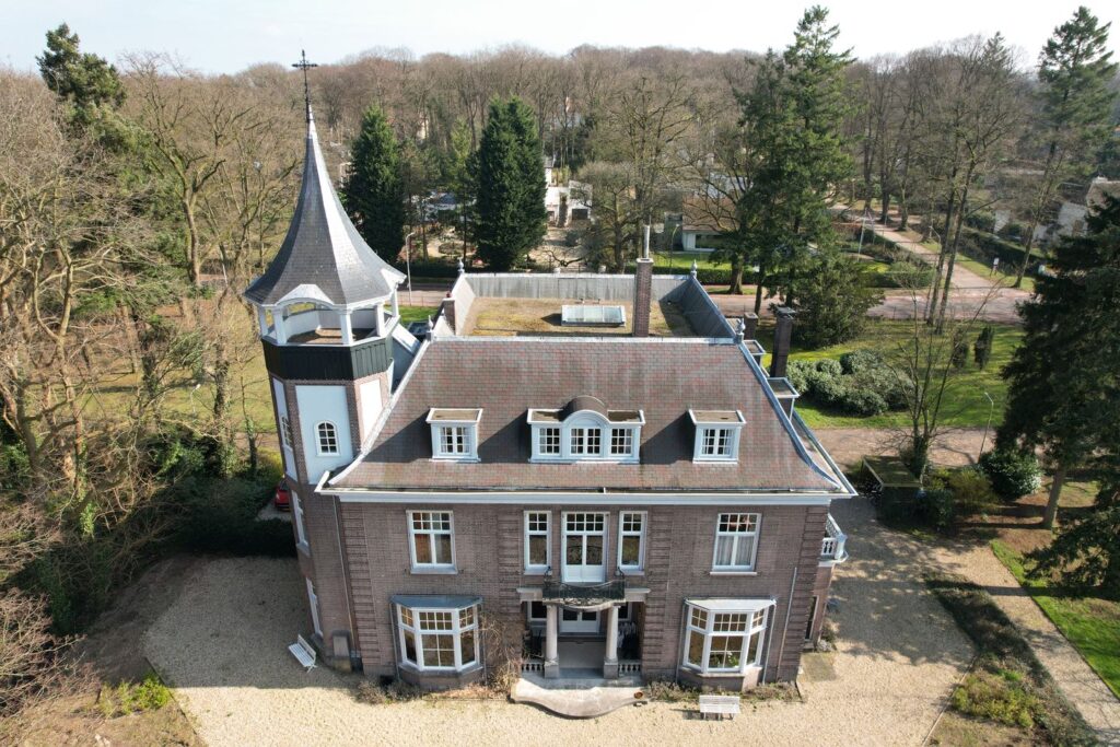 Online kunstveiling fraters Maristen Online kunstveiling fraters Maristen